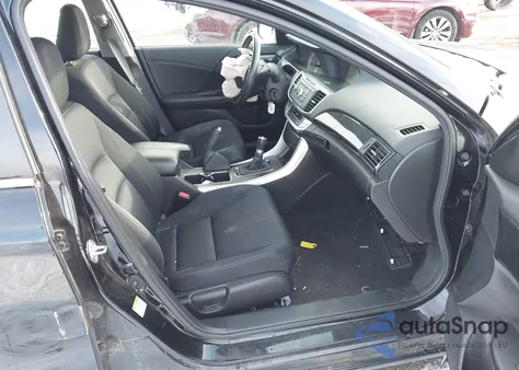 2015 Honda Accord Sport z USA, uszkodzony, nr VIN 1HGCR2E57FA216712